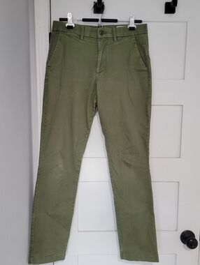 GAP Slim Fit Chino Pant, Size 31 X 32, Moss Green